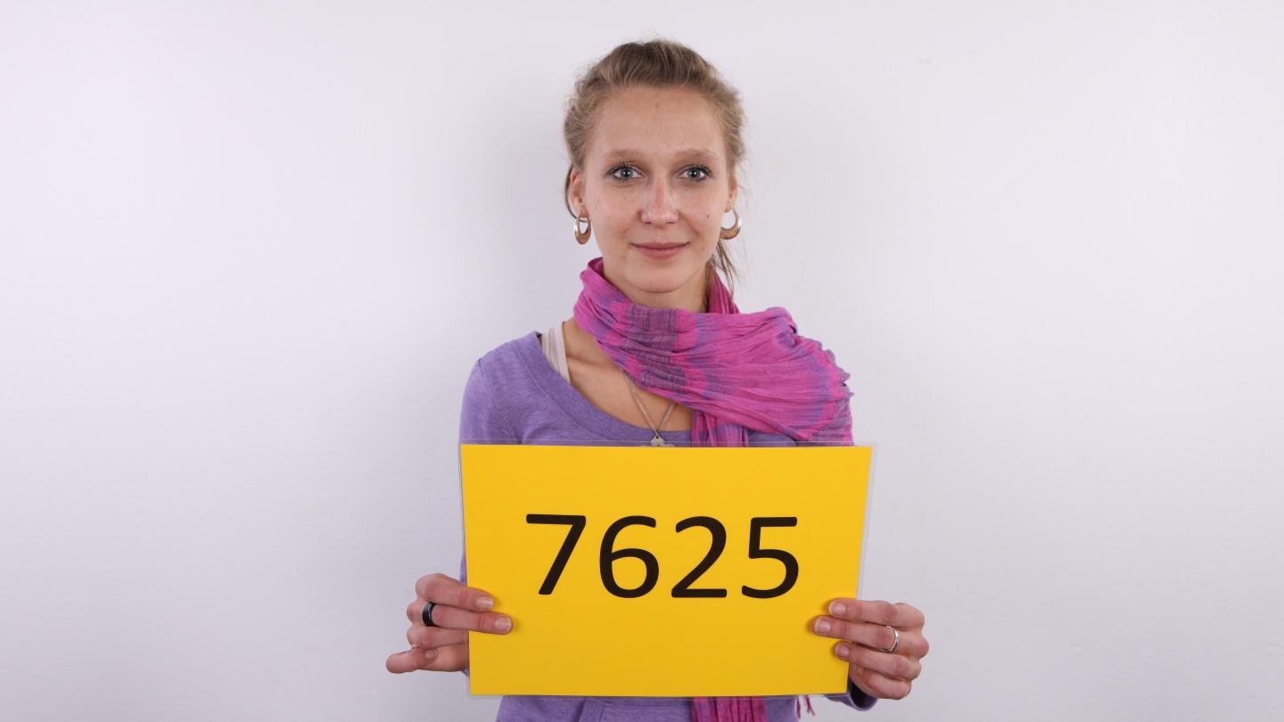 CZECH CASTING - MARTINA (7625)