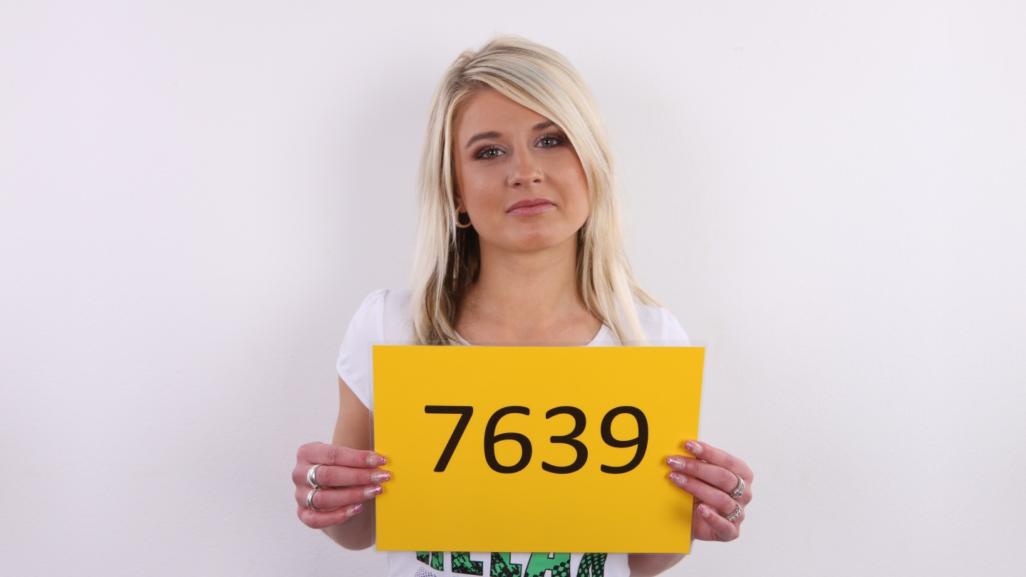 CZECH CASTING - LUCIE (7639)