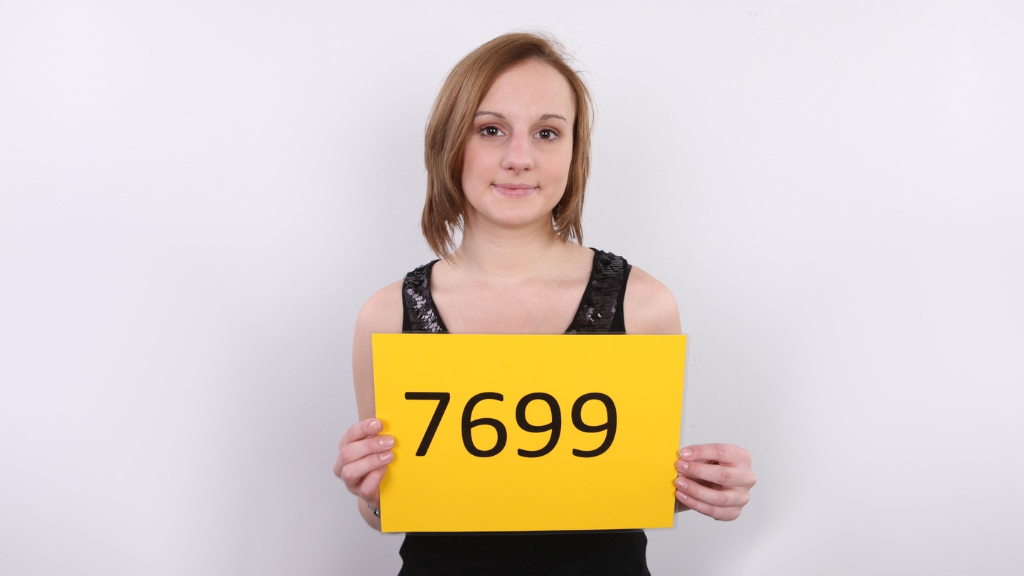 CZECH CASTING - DOMINIKA (7699)