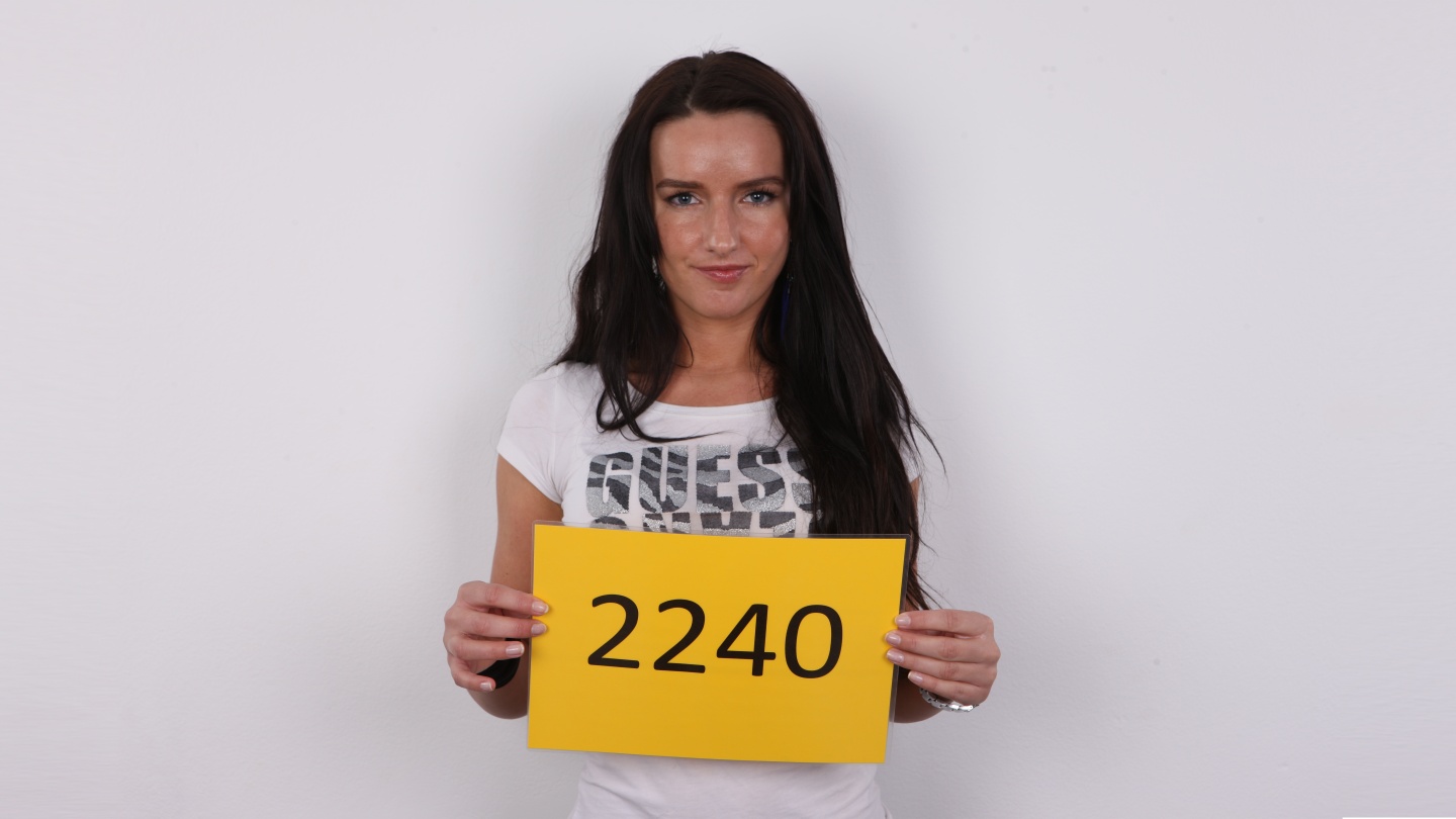 CZECH CASTING - MARTINA (2240)