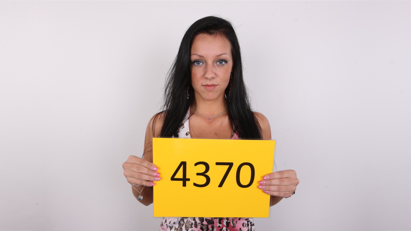 CZECH CASTING - DOMINIKA (4370)