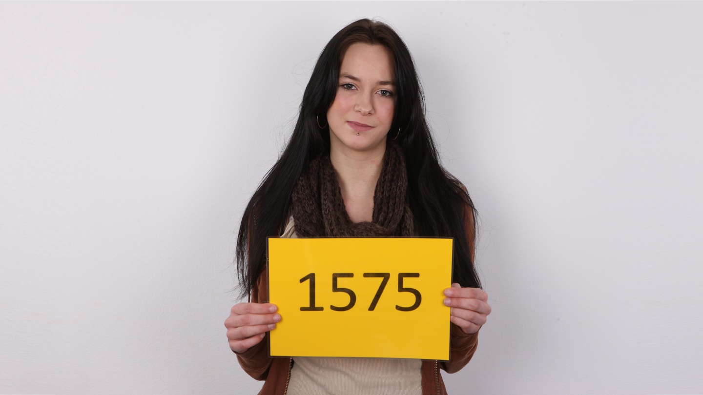 CZECH CASTING - SARA (1575)