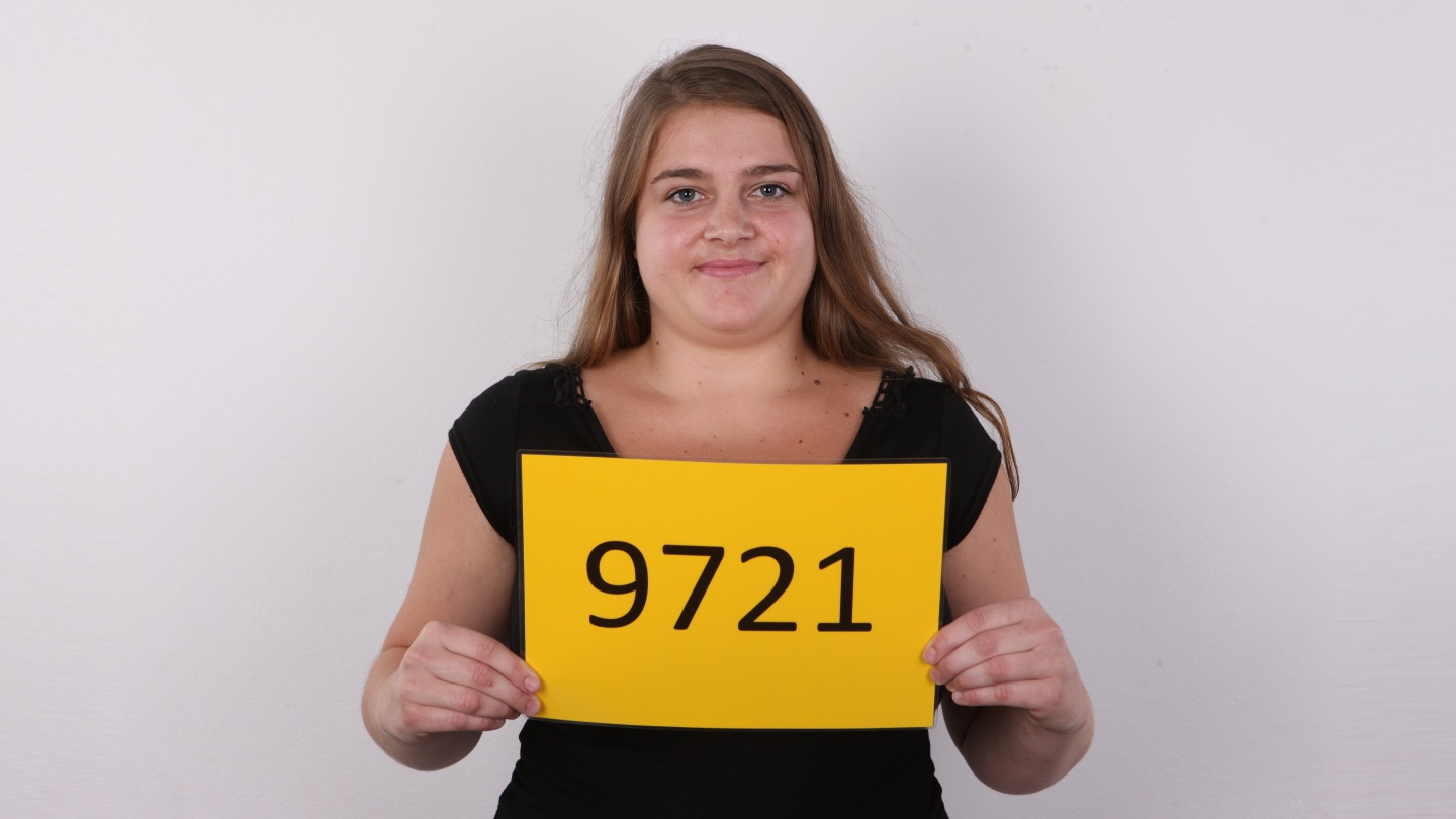 CZECH CASTING - LUCIE (9721)