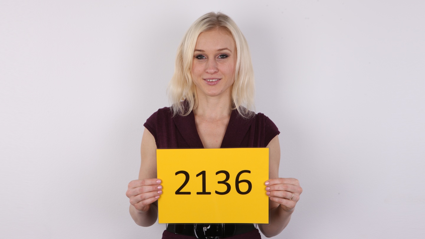 CZECH CASTING - PETRA (2136)