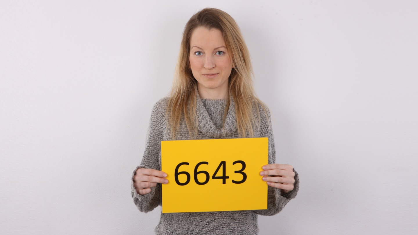 CZECH CASTING - LADA (6643)