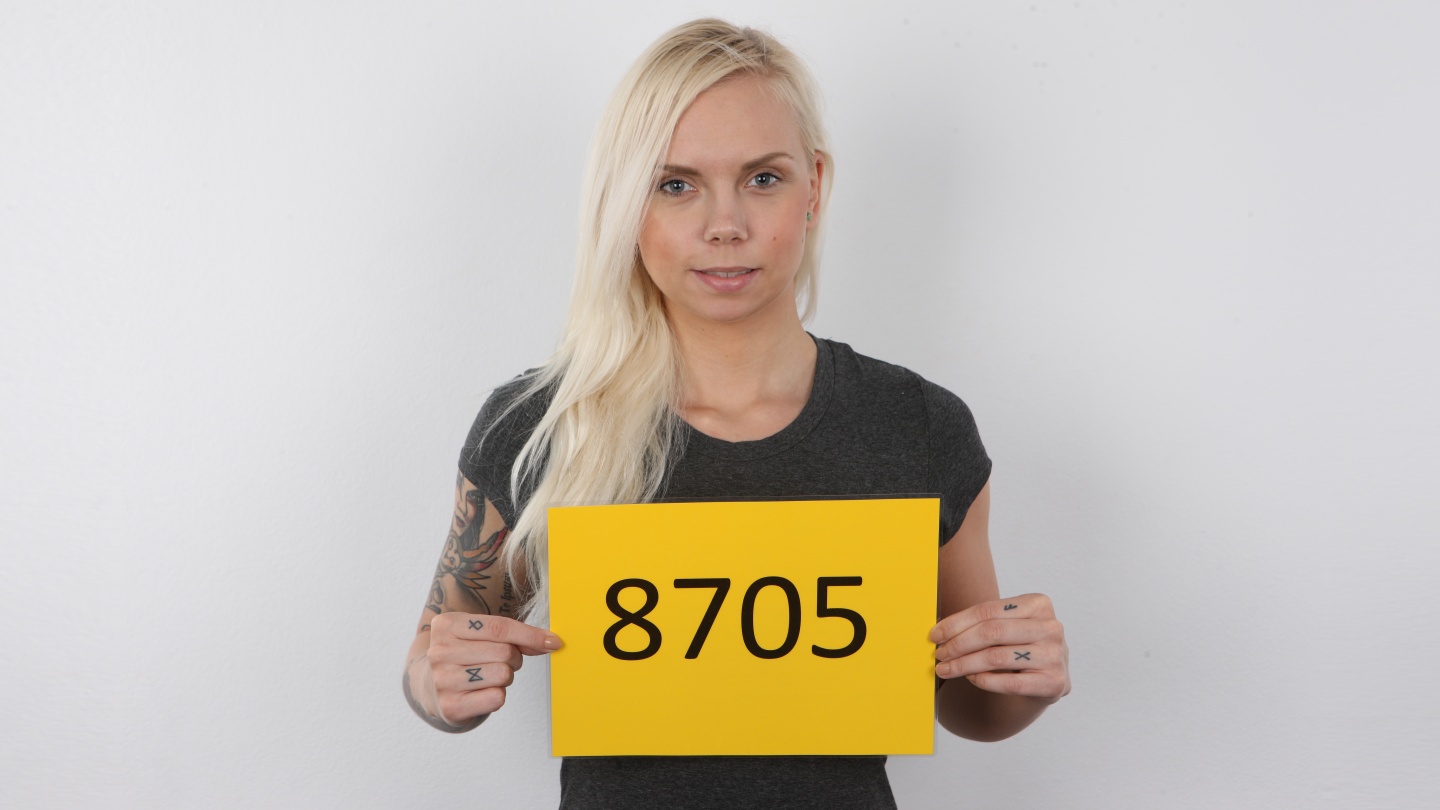 CZECH CASTING - MARTINA (8705)