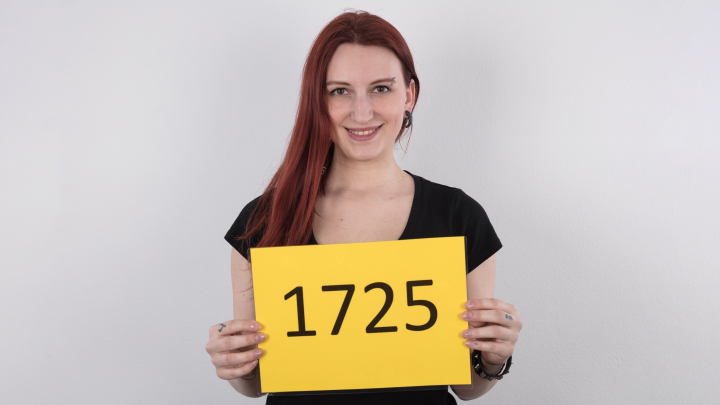 CZECH CASTING - JOHANKA (1725)