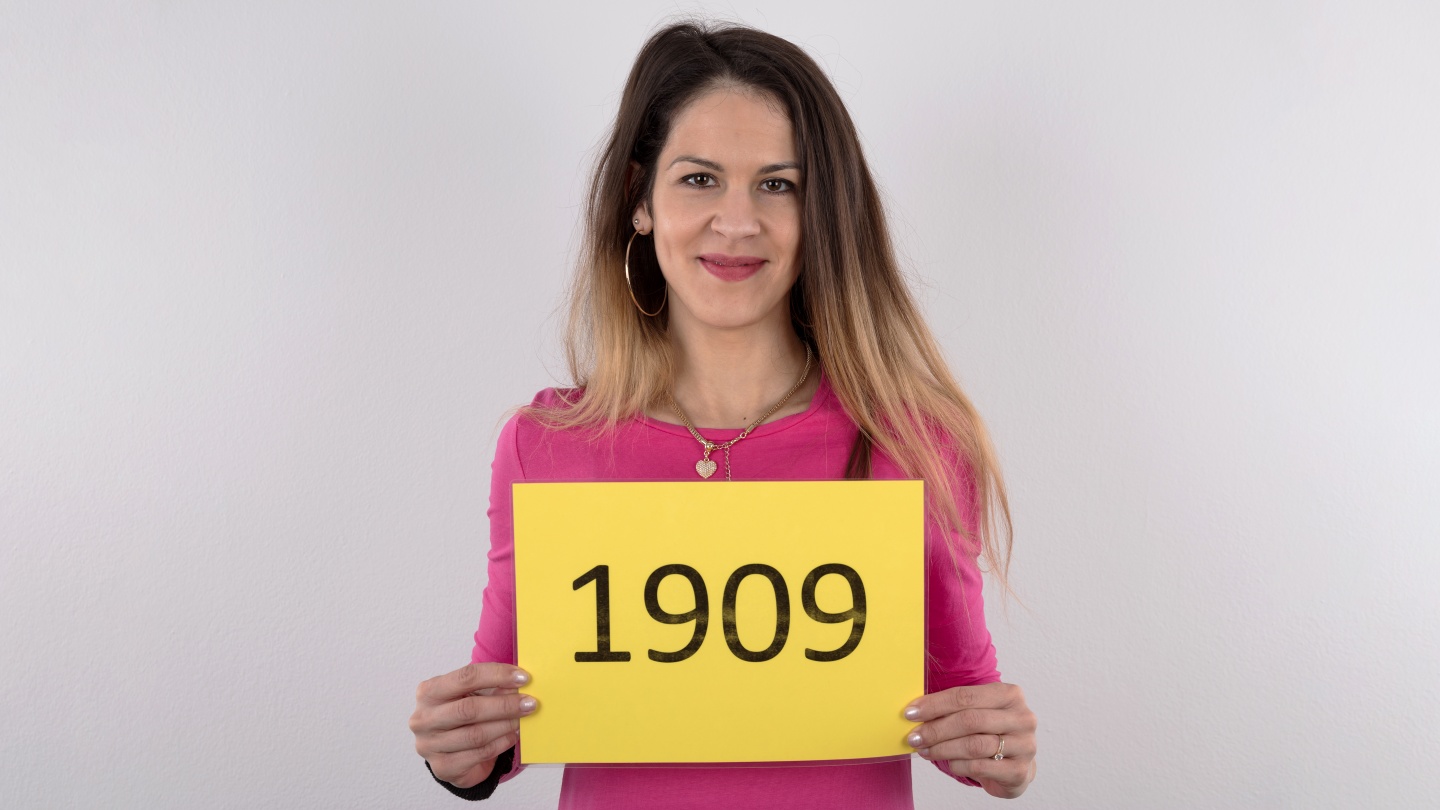 CZECH CASTING - MICHAELA (1909)