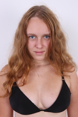 4. Download full pics of model CZECH CASTING - TEREZA (0192) from czechcasting.com