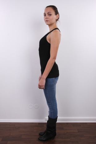 4. Download full pics of model CZECH CASTING - VERONIKA (7618) from czechcasting.com