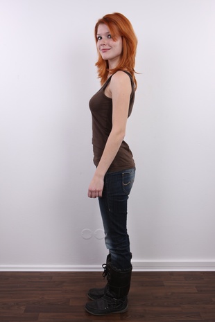 4. Download full pics of model CZECH CASTING - LUCIE (7670) from czechcasting.com