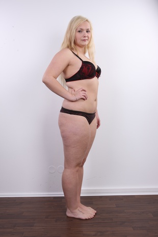 8. Download full pics of model CZECH CASTING - LUCIE (0078) from czechcasting.com