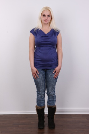 2. Download full pics of model CZECH CASTING - DANA (4292) from czechcasting.com