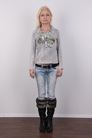 2. Download full pics of model CZECH CASTING - BLANKA (2219) from czechcasting.com