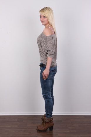 3. Download full pics of model CZECH CASTING - NIKOLA (2235) from czechcasting.com