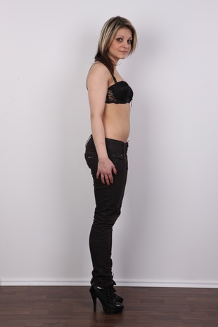 5. Download full pics of model CZECH CASTING - LUCIE (2229) from czechcasting.com