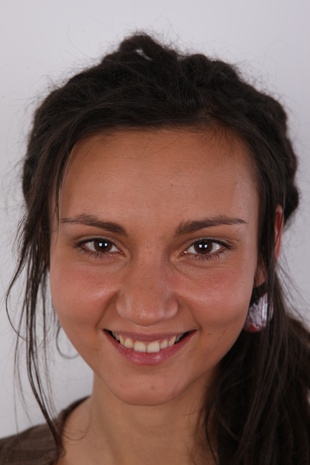 1. Download full pics of model CZECH CASTING - MARTINA (1352) from czechcasting.com