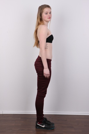 5. Download full pics of model CZECH CASTING - LUCIE (1344) from czechcasting.com