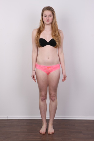 7. Download full pics of model CZECH CASTING - LUCIE (1344) from czechcasting.com