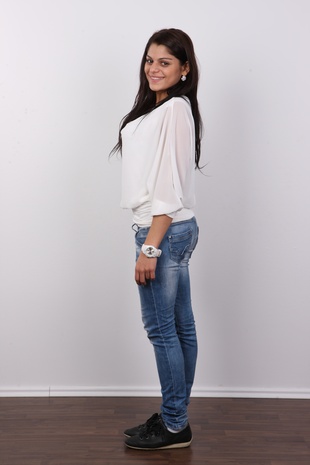 3. Download full pics of model CZECH CASTING - LUCIE (1491) from czechcasting.com