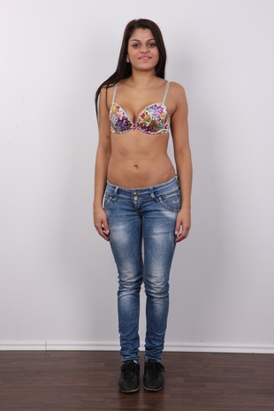 4. Download full pics of model CZECH CASTING - LUCIE (1491) from czechcasting.com