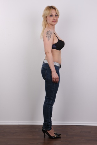 5. Download full pics of model CZECH CASTING - JANA (1301) from czechcasting.com