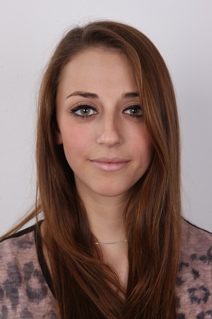 1. Download full pics of model CZECH CASTING - VERONIKA (1565) from czechcasting.com