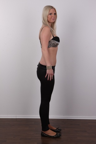 5. Download full pics of model CZECH CASTING - VANDA (1561) from czechcasting.com