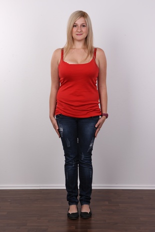 2. Download full pics of model CZECH CASTING - MARIE (4723) from czechcasting.com