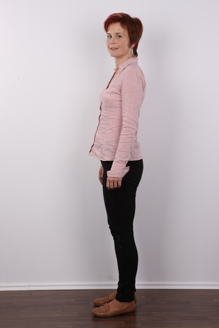 3. Download full pics of model CZECH CASTING - VERONIKA (2660) from czechcasting.com