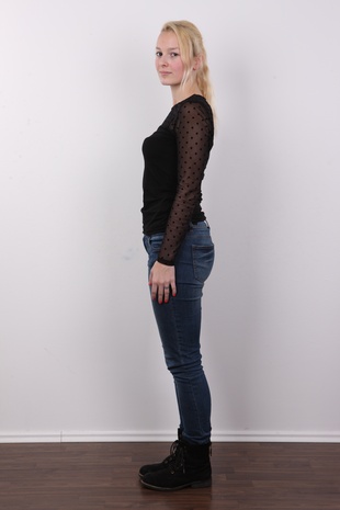 3. Download full pics of model CZECH CASTING - LUCKA (8846) from czechcasting.com