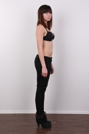 5. Download full pics of model CZECH CASTING - JANA (4615) from czechcasting.com