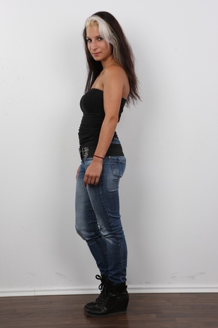 1. Download full pics of model CZECH CASTING - MARKETA (5396) from czechcasting.com