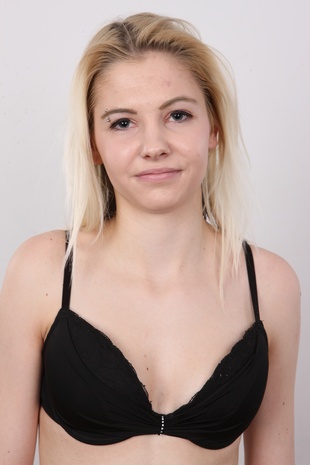 6. Download full pics of model CZECH CASTING - JOLANA (6908) from czechcasting.com