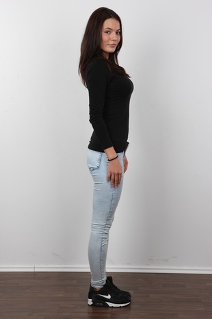 3. Download full pics of model CZECH CASTING - VANESA (6582) from czechcasting.com