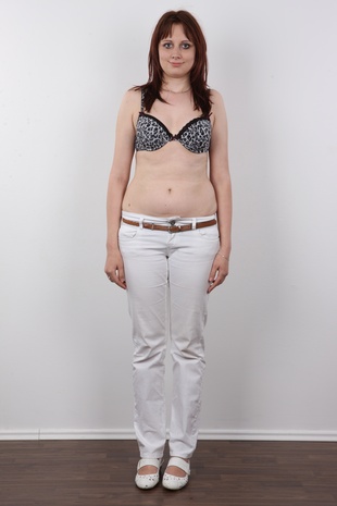 4. Download full pics of model CZECH CASTING - TEREZA (2555) from czechcasting.com