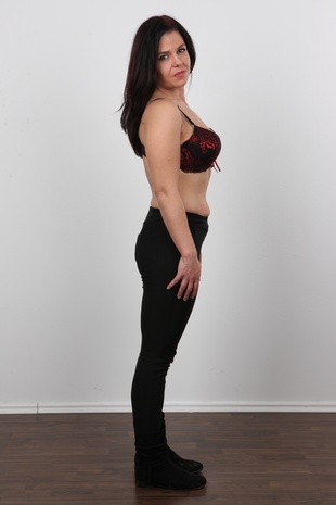 5. Download full pics of model CZECH CASTING - VENDULA (5930) from czechcasting.com