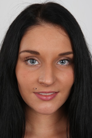 1. Download full pics of model CZECH CASTING - LUCIE (6602) from czechcasting.com