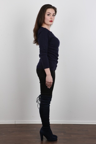 3. Download full pics of model CZECH CASTING - EVA (7449) from czechcasting.com