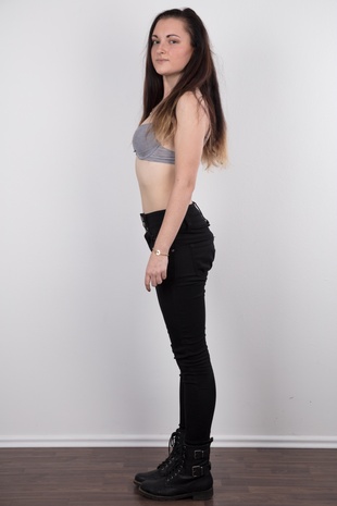 4. Download full pics of model CZECH CASTING - PETRA (4805) from czechcasting.com