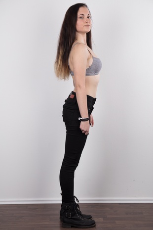 5. Download full pics of model CZECH CASTING - PETRA (4805) from czechcasting.com