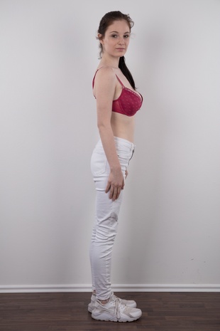 3. Download full pics of model CZECH CASTING - DENISA (9466) from czechcasting.com