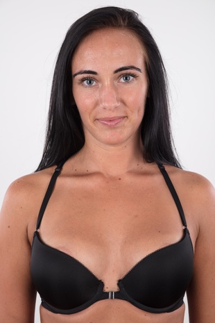 7. Download full pics of model CZECH CASTING - SVETLANA (7083) from czechcasting.com