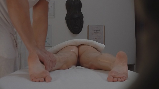 Busty MILF blows the masseuse | Czech Massage 79