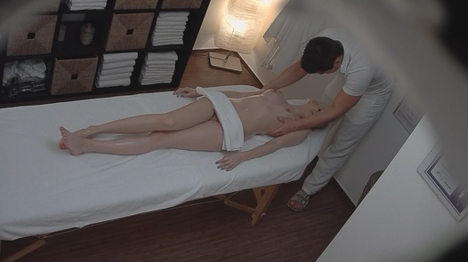 Blonde came for an erotic massage | Czech Massage 117