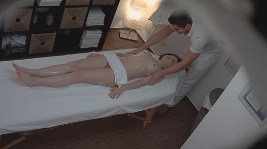 Young brunette enjoys erotic massage | Czech Massage 121