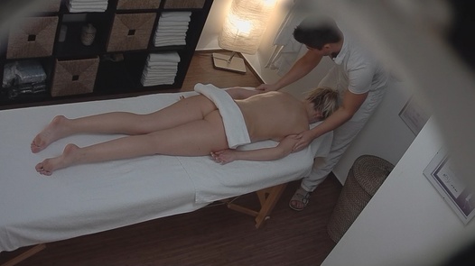 MILF gets fingered on the massage | Czech Massage 159