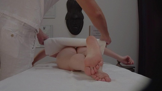 Blondine kam für eine erotische Massage 3 | Czech Massage 287