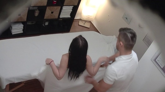 18 y/o gets the massage of her dreams | Czech Massage 320