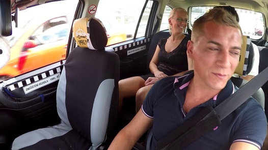Threesome with a mature nympho | Czech Taxi 39